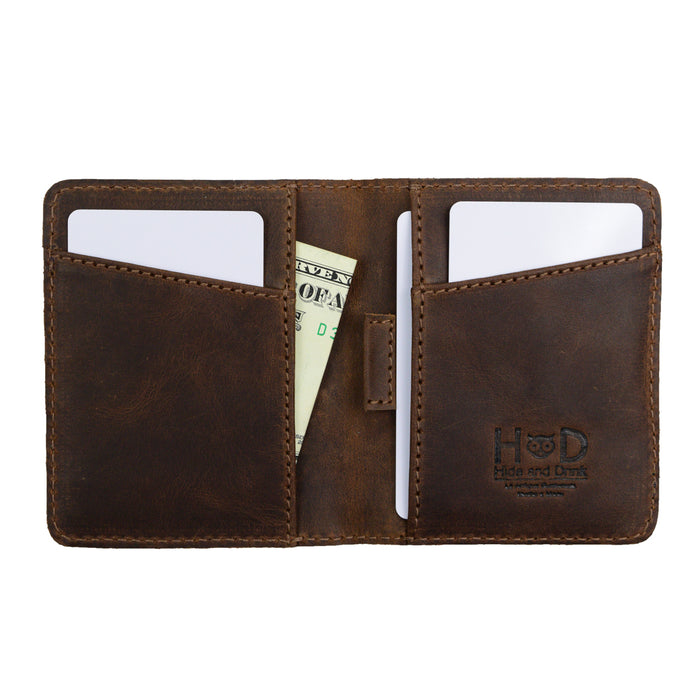 Minimalist Bi-fold Wallet